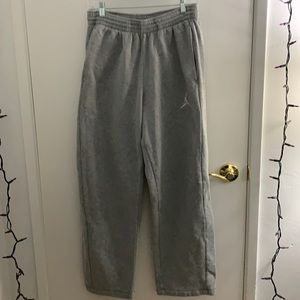 JORDAN MEN’S SWEATPANTS SIZE L!